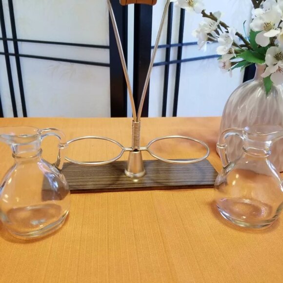 Mid Century Modern Oil & Vinegar Cruet Set With Wood and Stylish Metal Caddy - Picture 2 of 5